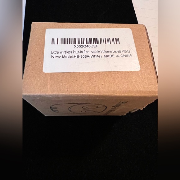 NWT Plug In Receiver - Picture 3 of 3